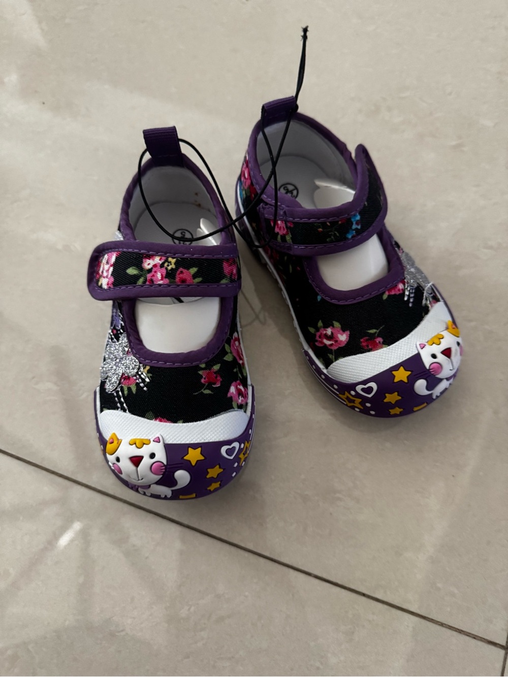 Girls Purple Floral Mary Jane Shoes with Cat Accent